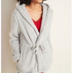 XXL FLEECE HOODED WOMENS ROBE OLD NAVY